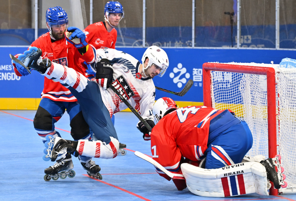 后庆祝, 在与阿根廷