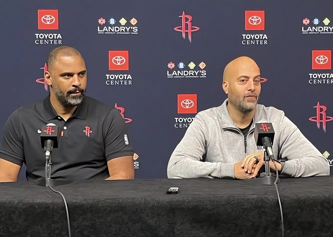 价签, 前锋位置上, 送出